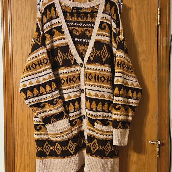 Frye 1X Button Down Teddy Brown Pattern Cardigan - Picture 1 of 4